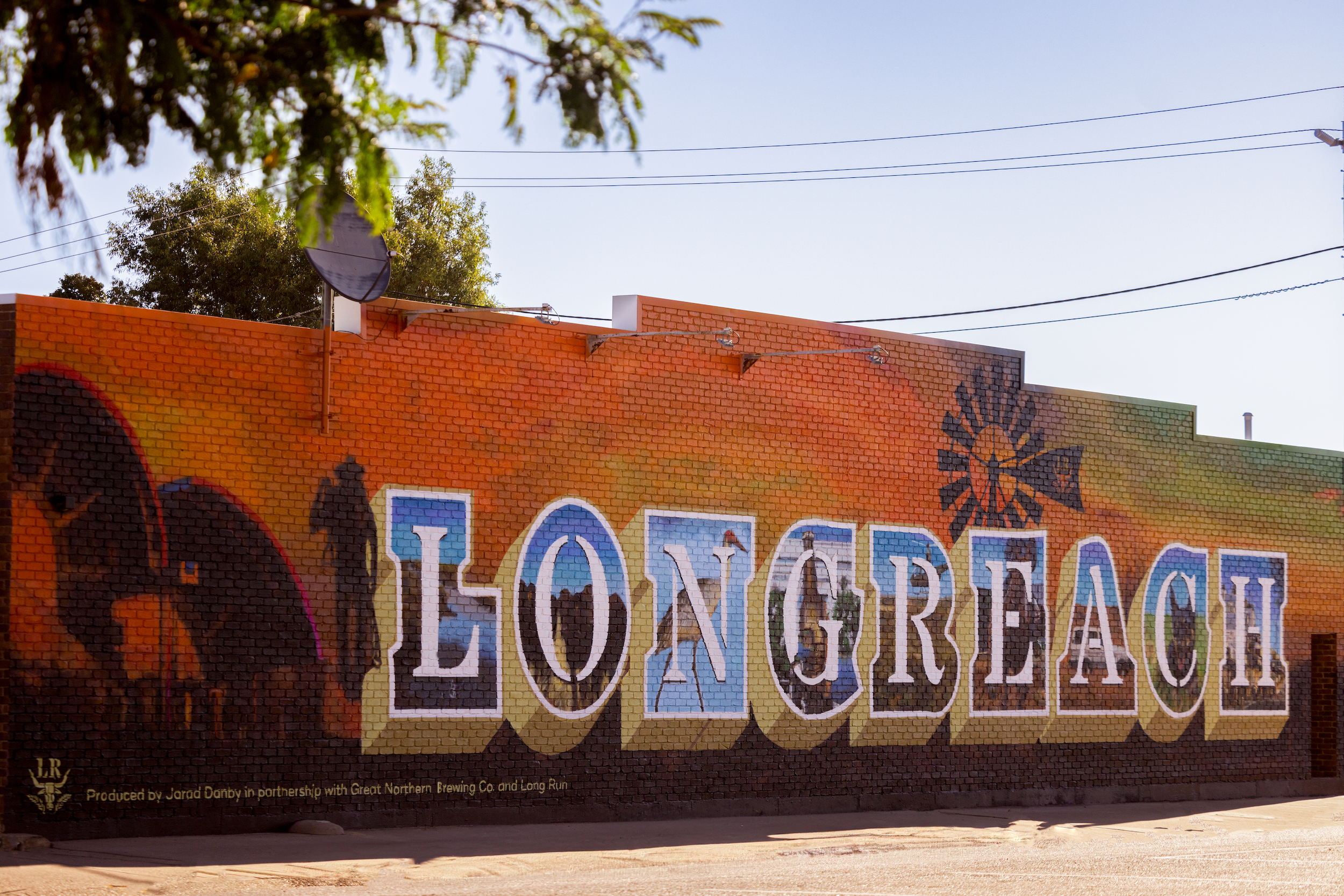 Long Run mural full shot